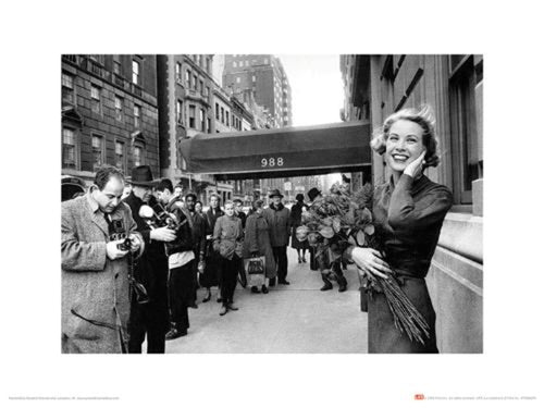 Affiche Art Time Life Grace Kelly New York 40x30cm Pyramid PPR44235 | Yourdecoration.fr