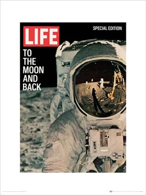 Affiche Art Time Life Life Cover To The Moon Anback 30x40cm Pyramid PPR44220 | Yourdecoration.fr