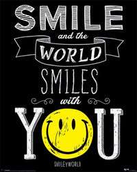 Pyramid Smiley World Smiles With You Affiche 40x50cm | Yourdecoration.fr